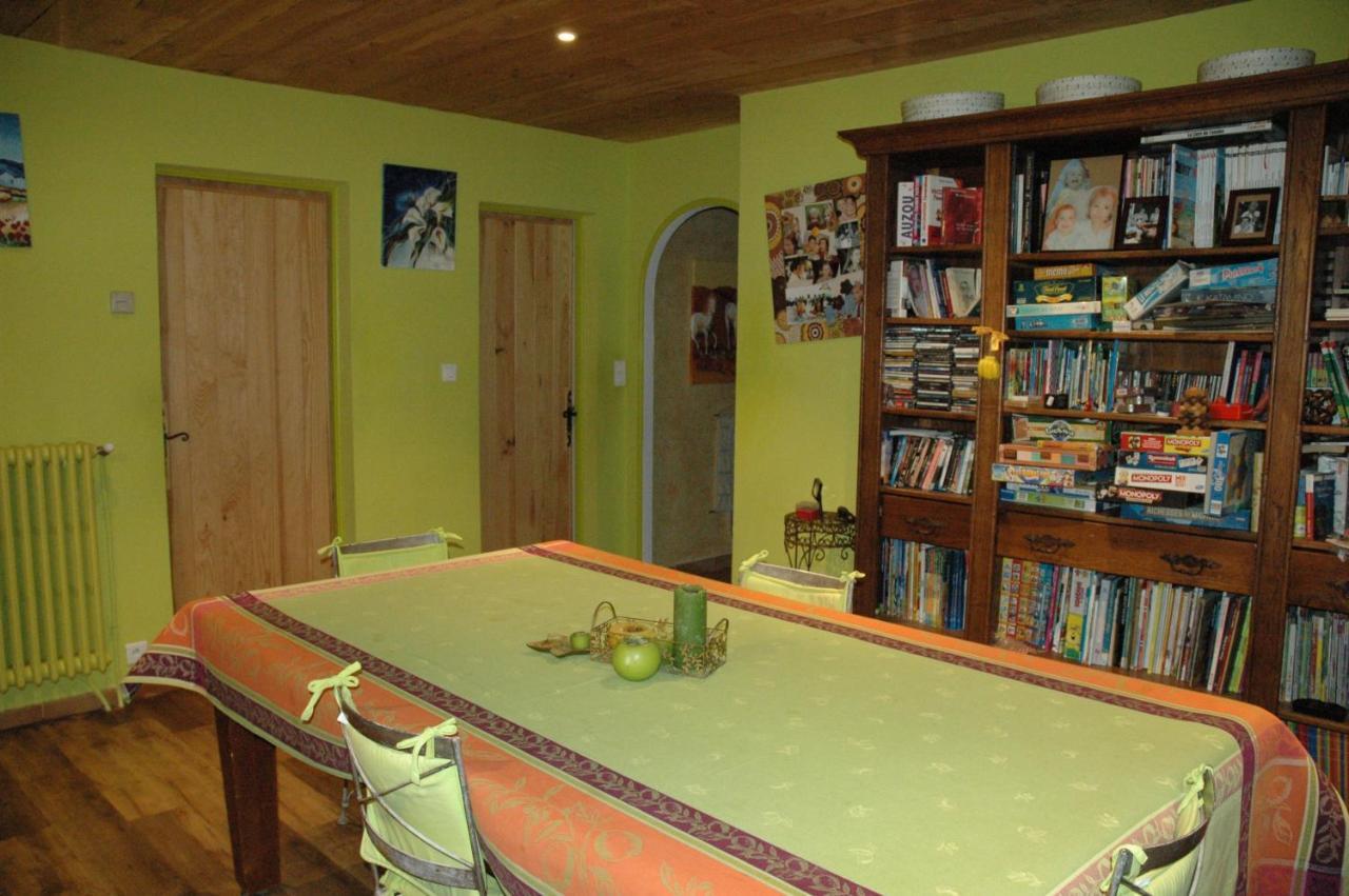 Maison D'Hotes Eco-Responsable Avec Piscine 6X12M Châteaudouble Dış mekan fotoğraf